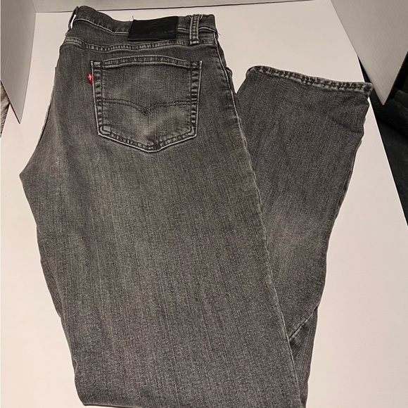 3 Levi Jeans - Picture 5 of 5